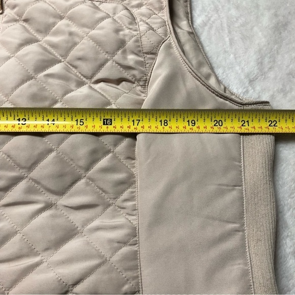 𝅺Cleo Quilted Tan Vest Size Large - Picture 9 of 11